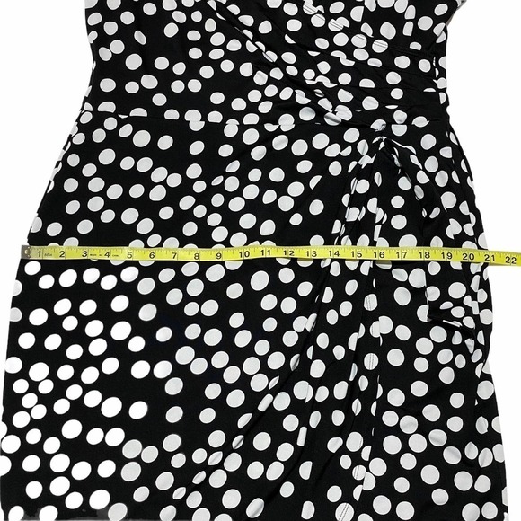 STUDIO by Tiana B Black & White Polka Dot Short Sleeve V-Neck Mini Dress - Picture 9 of 13